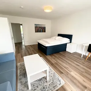 Zentrale Mit 3 Schlafzimmer Fuer Bis Zu 9 Personen Apartment